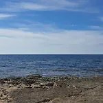 Donella * אומאג