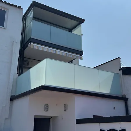 Donella Umag