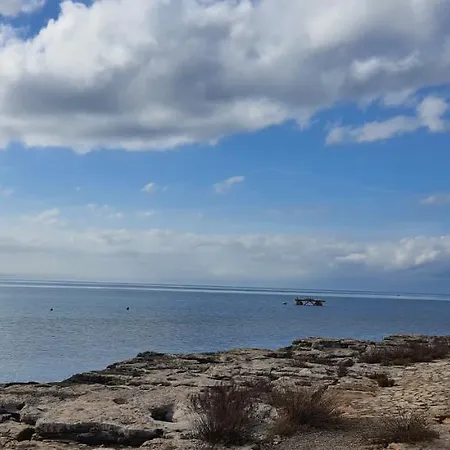 דירה Donella אומאג